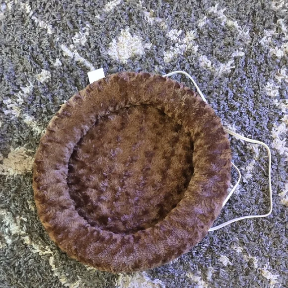 K&H Heated Pet Bed - Picture 1 of 5